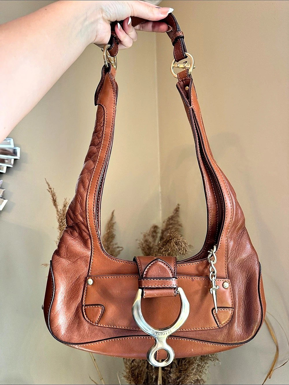 Cesare Paciotti Shoulder Bag in Brown